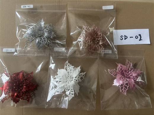 Christmas Flowers 6